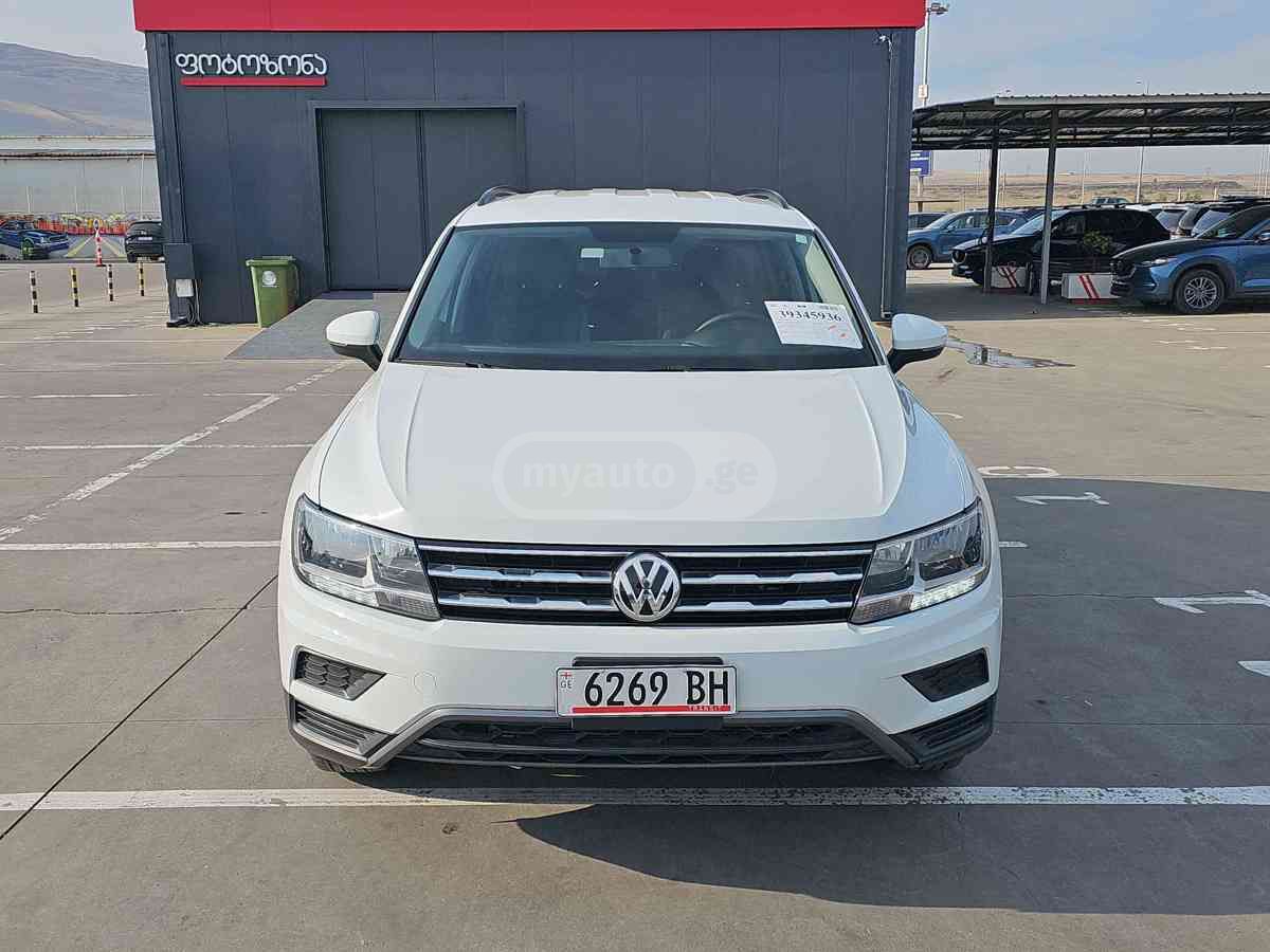Volkswagen Tiguan 2020 — photo 2