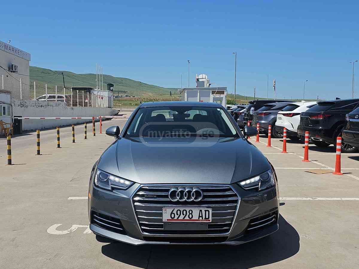 Audi A4 2017 — photo 2