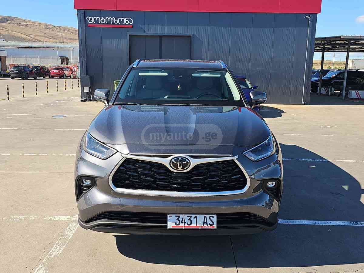 Toyota Highlander 2021 — photo 2
