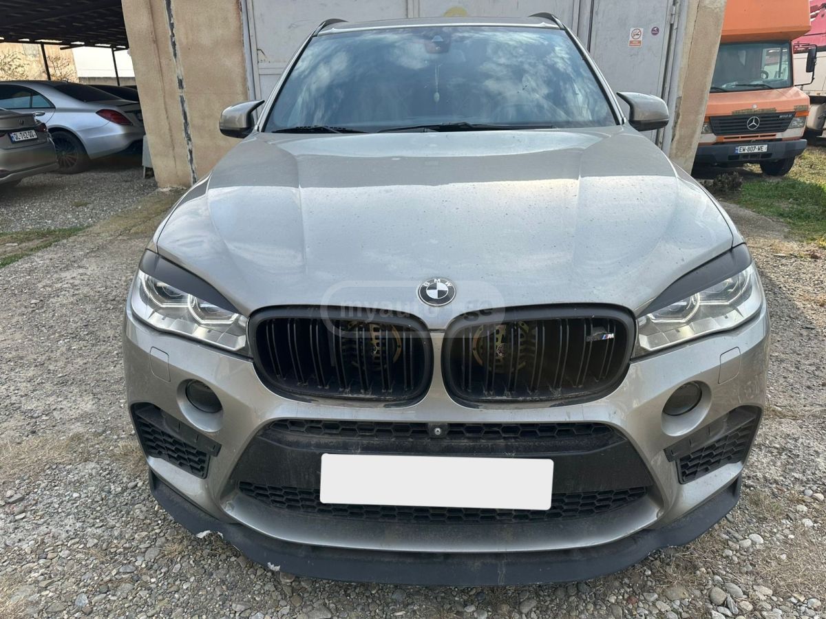 BMW X5 M