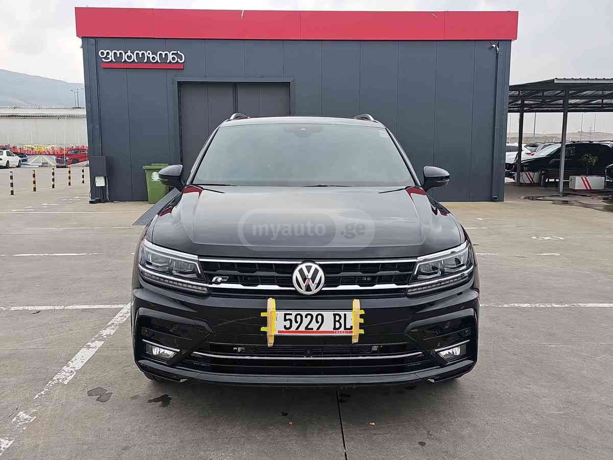 Volkswagen Tiguan 2020 — photo 2