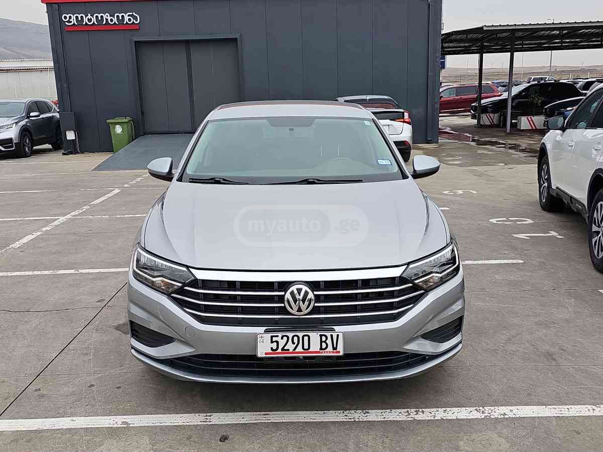 Volkswagen Jetta 2021 — photo 2
