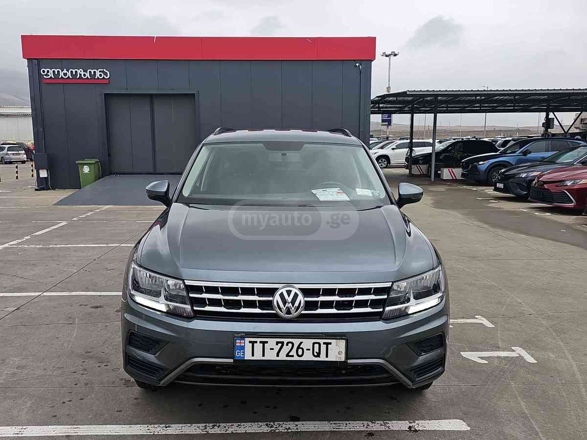 Volkswagen Tiguan 2020 — photo 2
