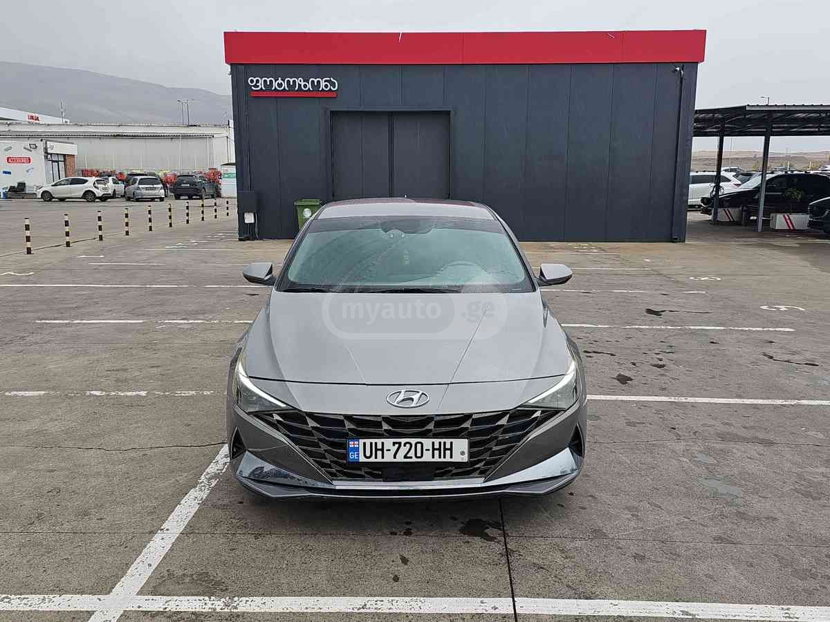 Hyundai Elantra 2021 — photo 2