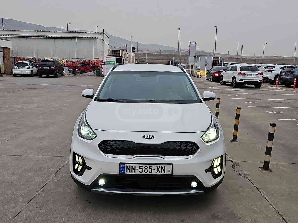 Kia Niro 2016 — photo 2