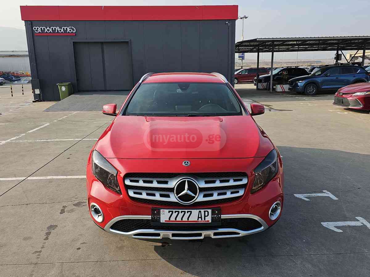 Mercedes-Benz GLA 250 2019 — photo 2