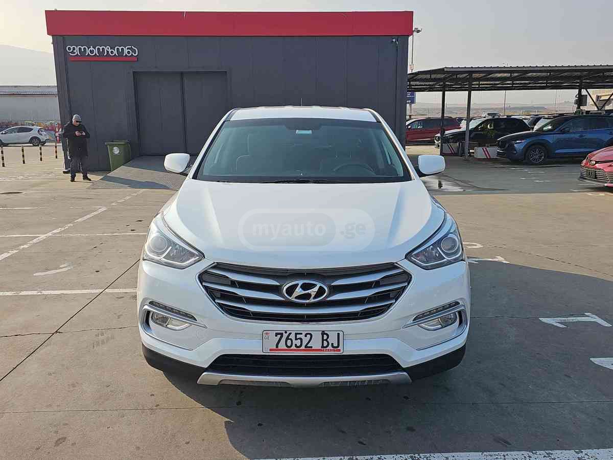 Hyundai Santa FE 2018 — photo 2