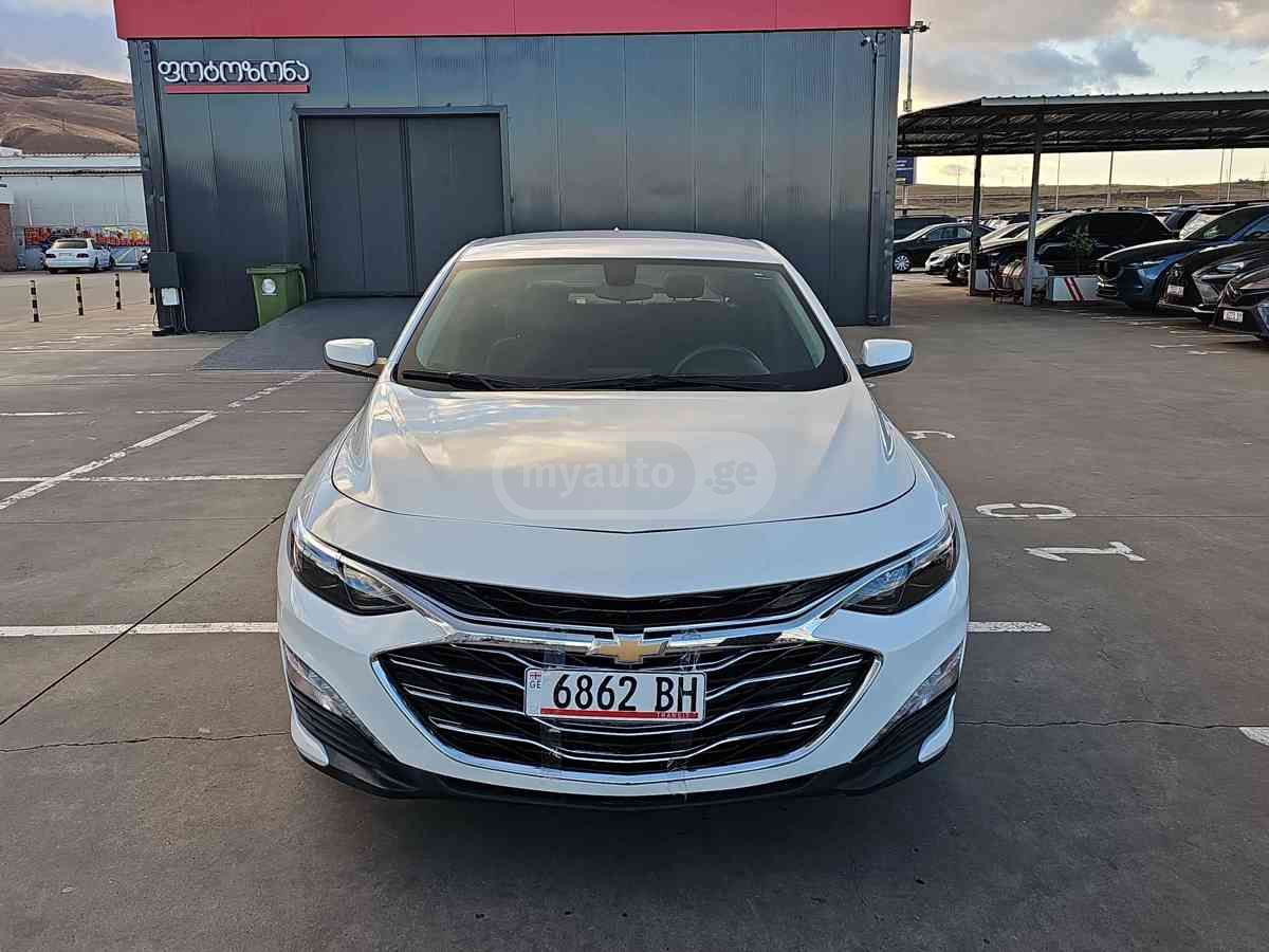Chevrolet Malibu 2020 — photo 2