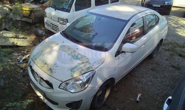 Mitsubishi Attrage