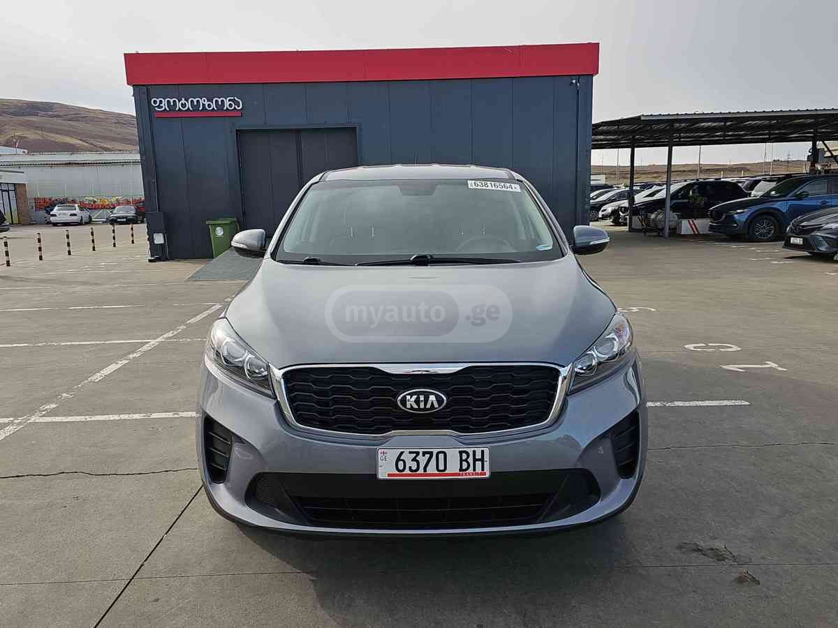 Kia Sorento 2019 — photo 2