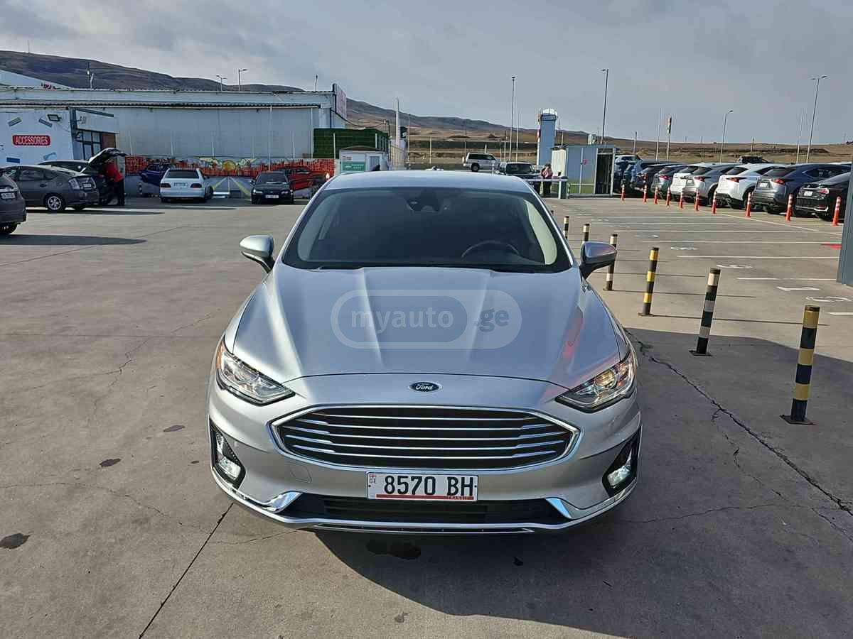 Ford Fusion 2020 — photo 2