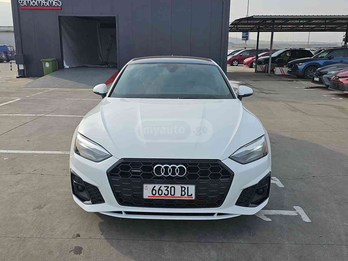 Audi A5 2021 — photo 2