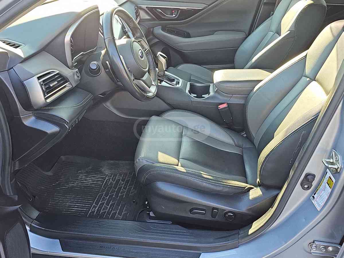 Subaru Outback 2020 — photo 2