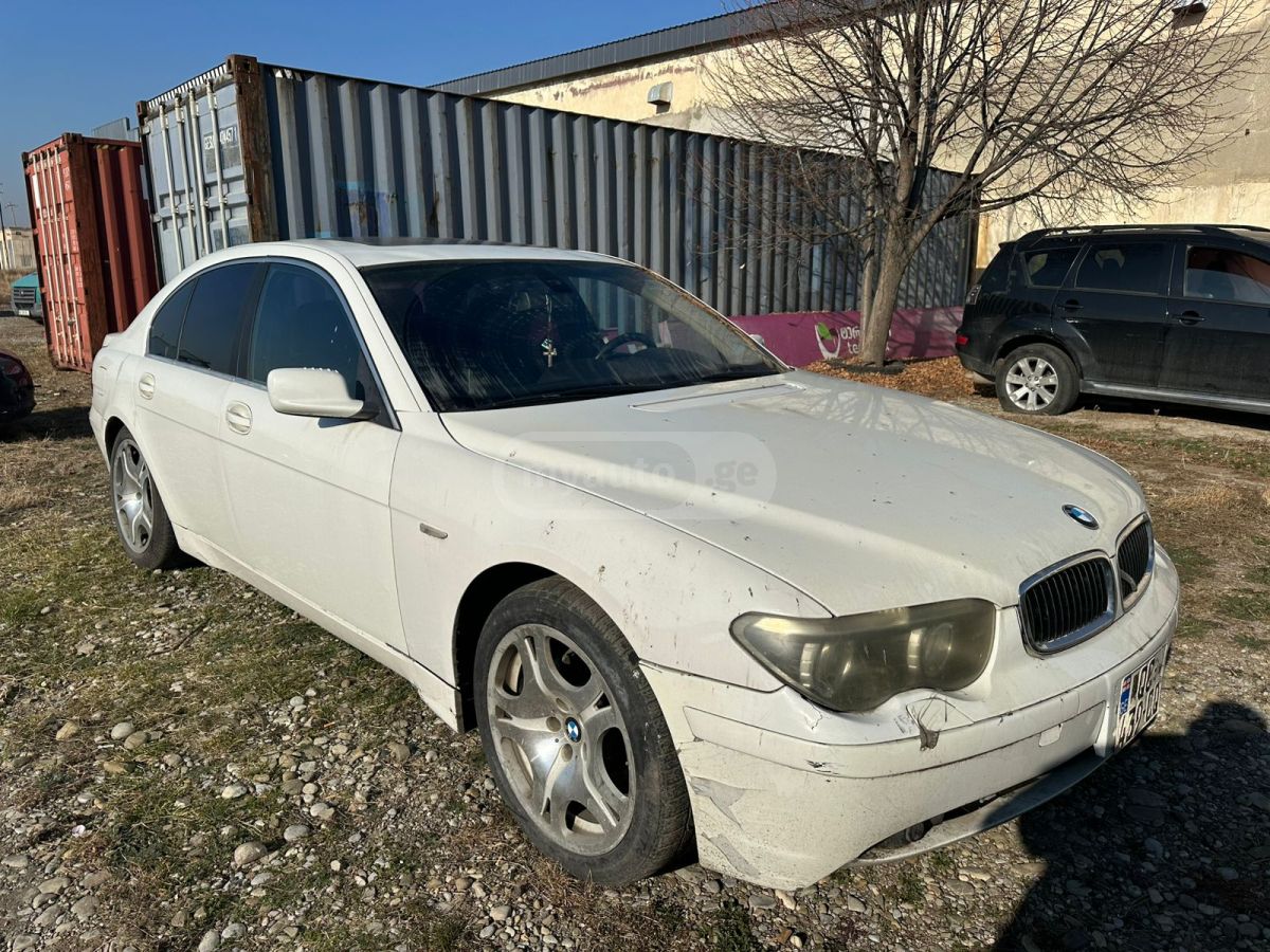 BMW 735 2003 — photo 2