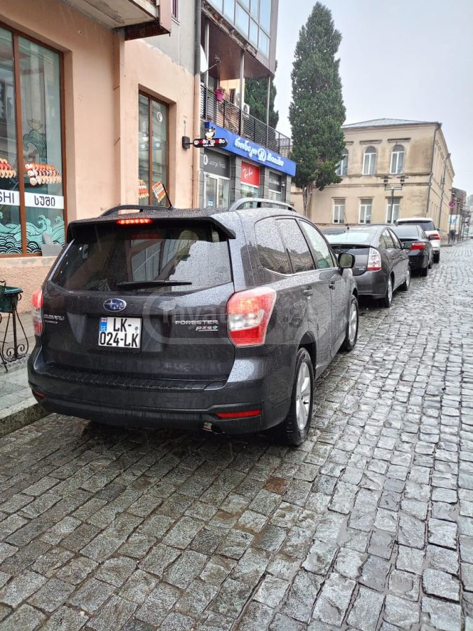 Subaru Forester 2015 — photo 2