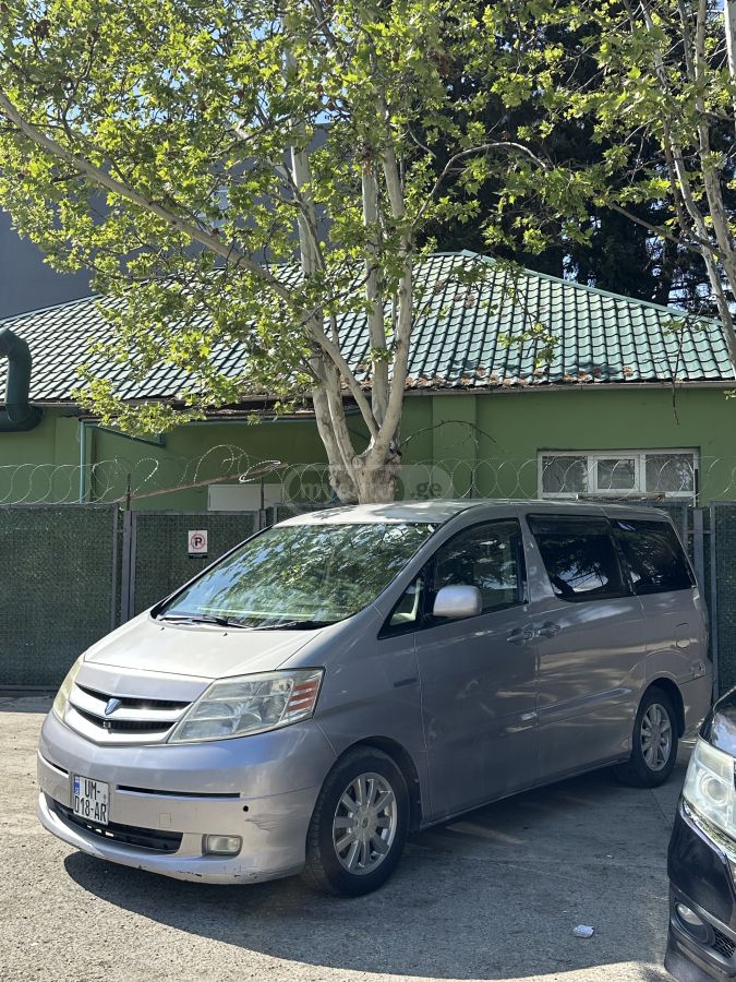 Toyota Alphard 2005 — photo 2