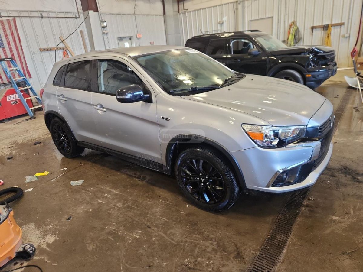 Mitsubishi Outlander Sport