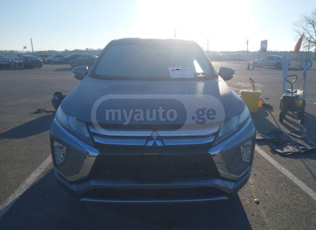 Mitsubishi Eclipse Cross 2019 — photo 2
