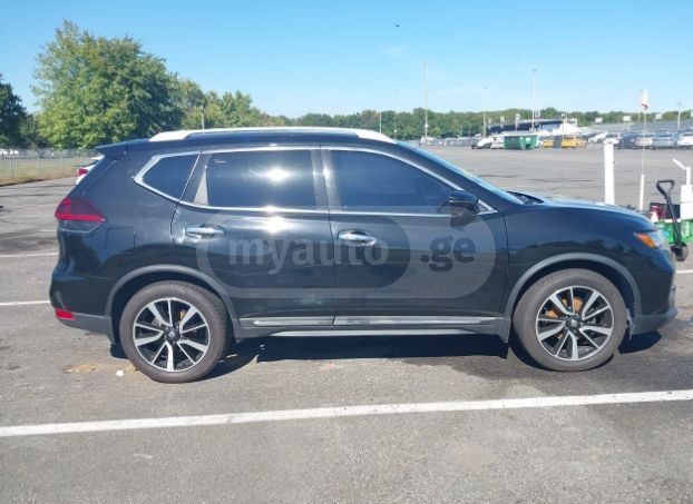 Nissan Rogue 2019 — photo 2