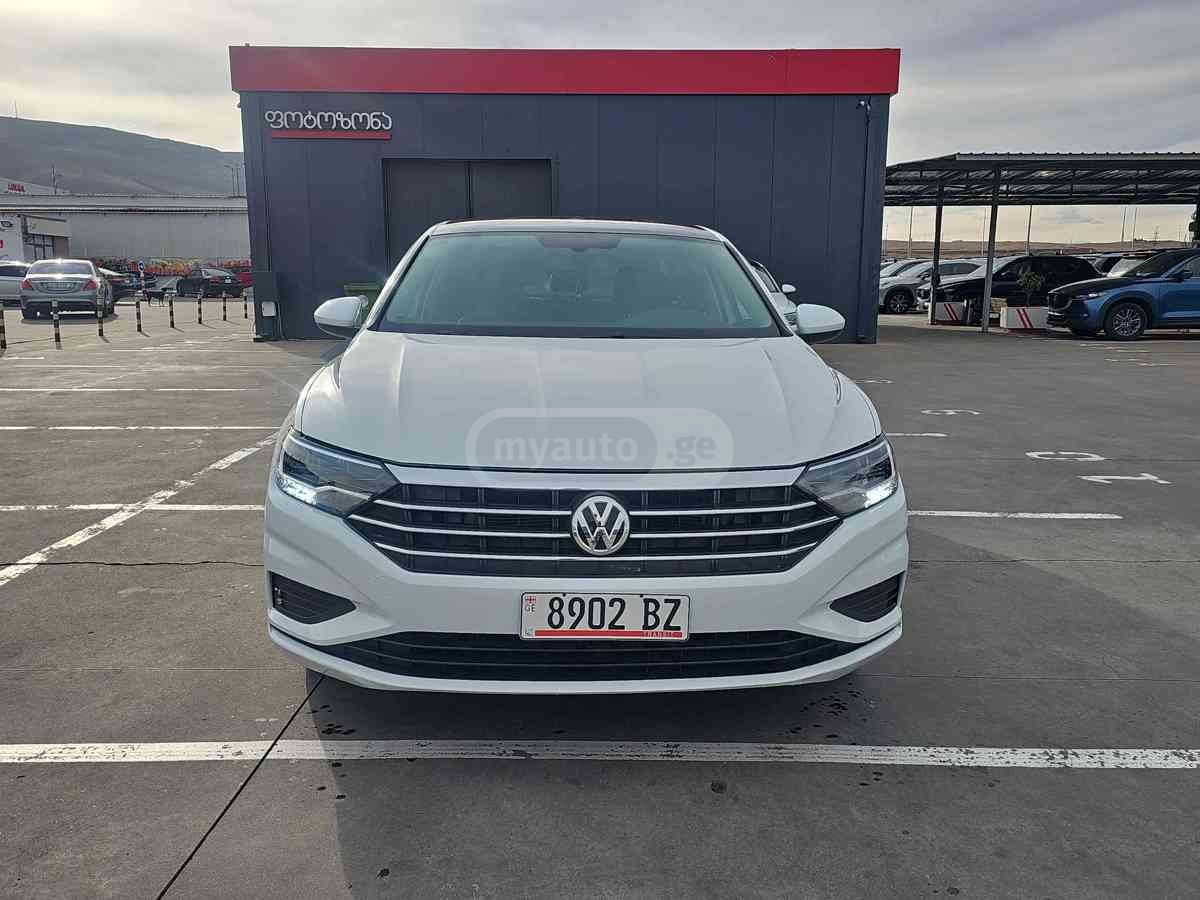Volkswagen Jetta 2021 — photo 2