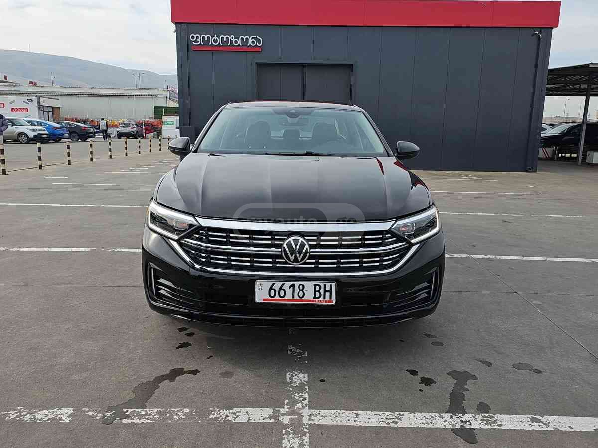 Volkswagen Jetta 2022 — photo 2