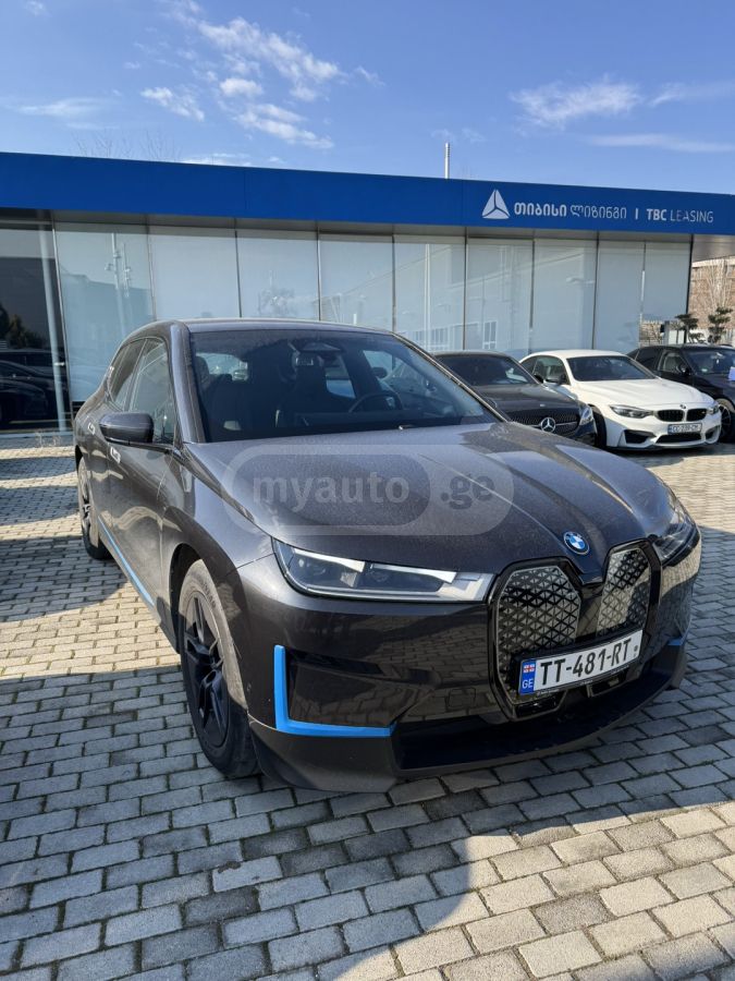 BMW iX 2023 — photo 2