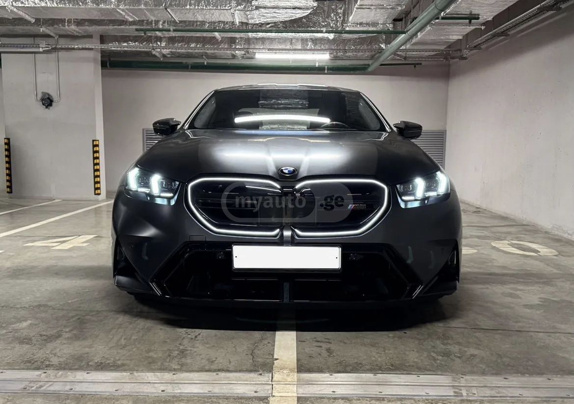 BMW M5