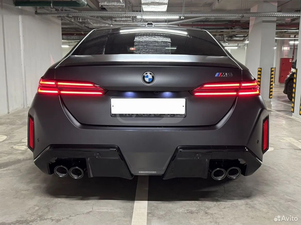 BMW M5 2024 — photo 2