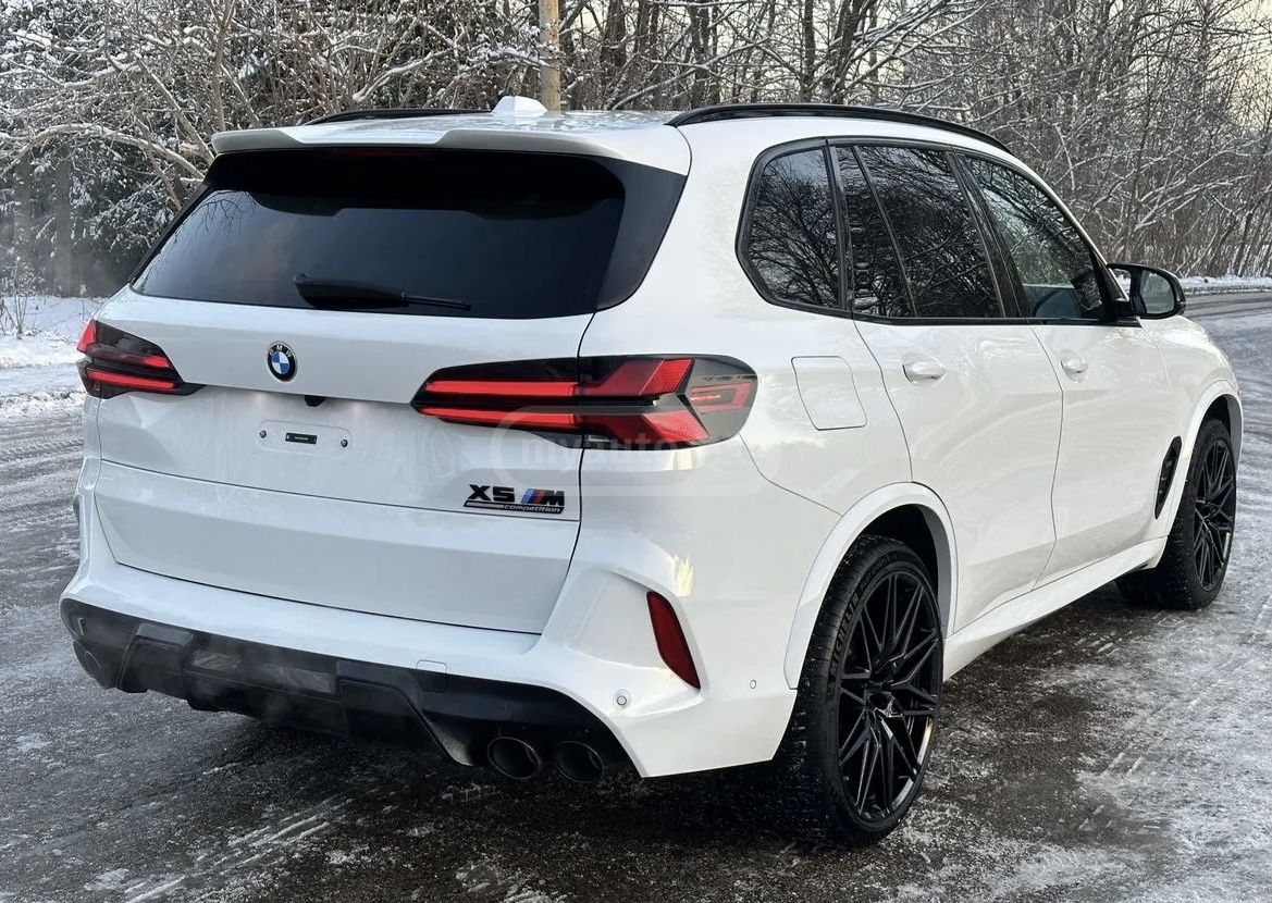 BMW X5 M 2024 — photo 2