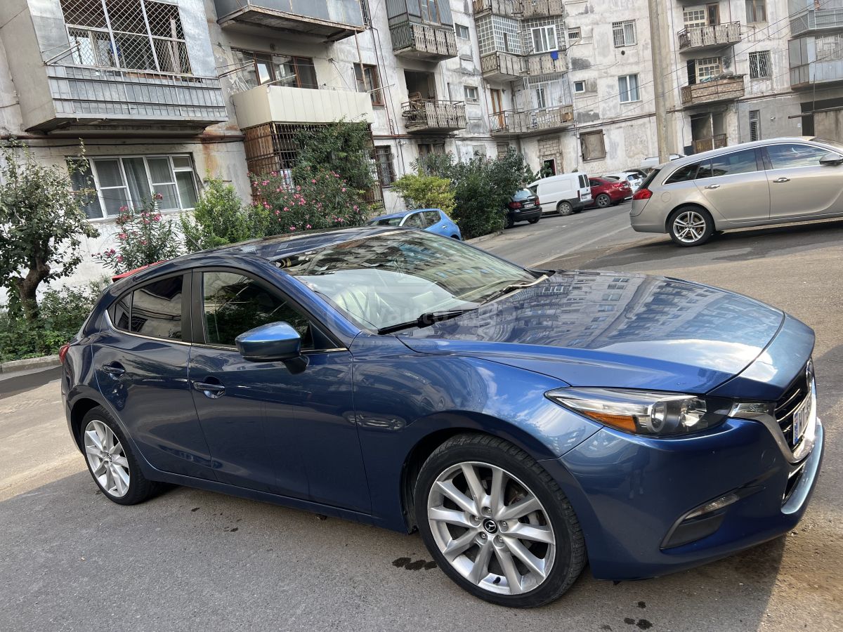 Mazda Mazda3 2017 — photo 2