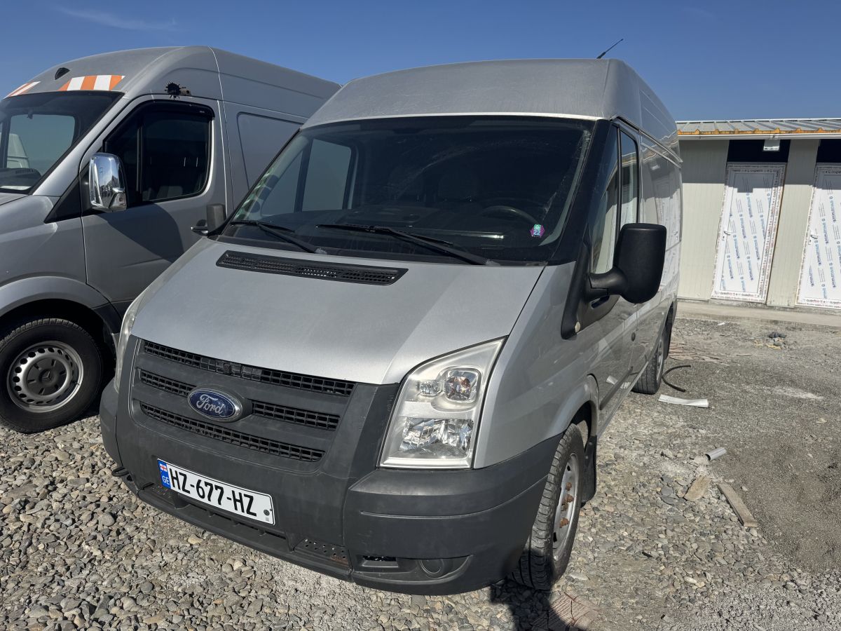 Ford Transit 2009 — photo 2
