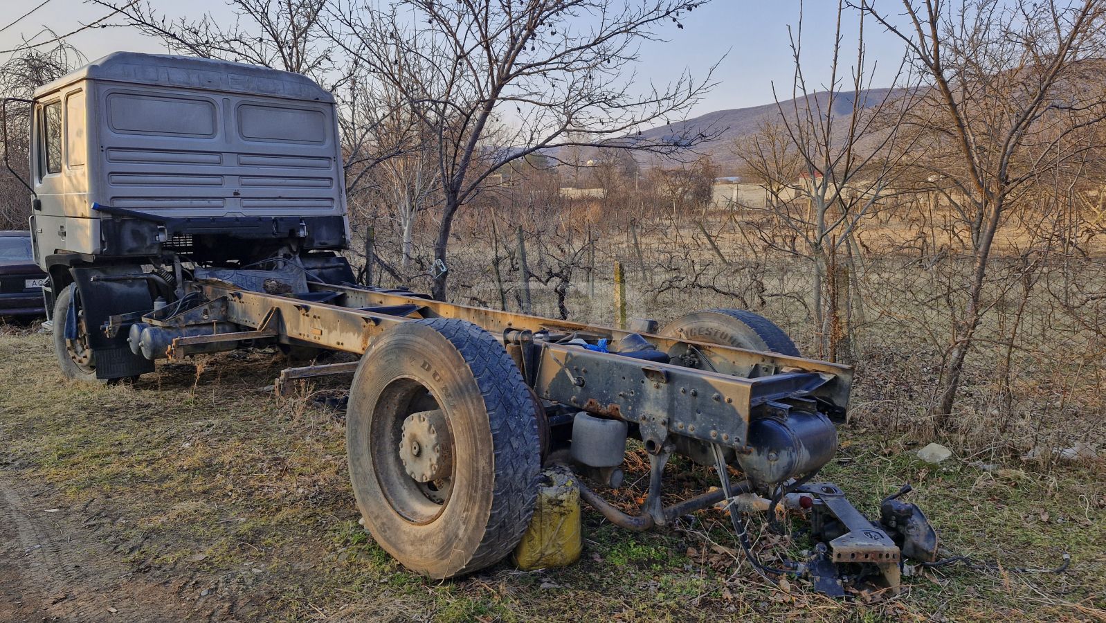 Isuzu 18.272 1994 — photo 2