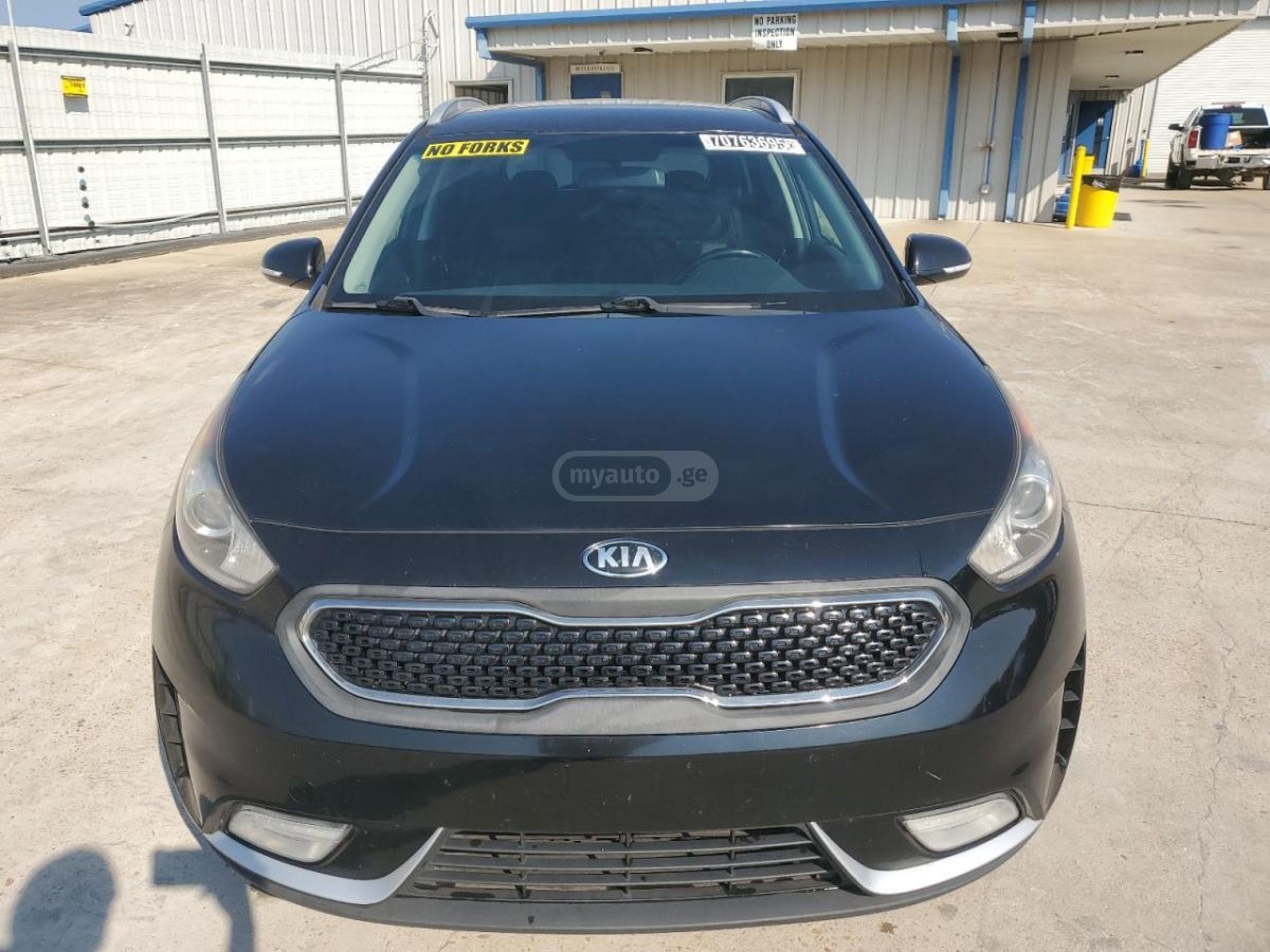 Kia Niro 2017 — photo 2