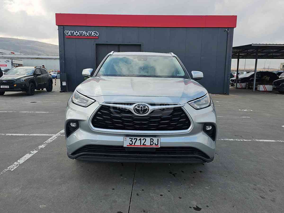 Toyota Highlander 2020 — photo 2