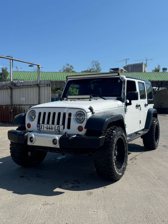 Jeep Wrangler 2015 — photo 2