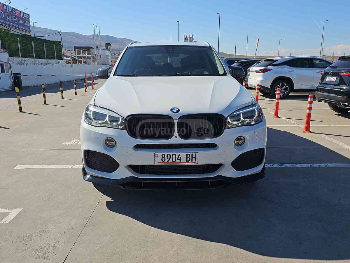 BMW X5 2016 — photo 2