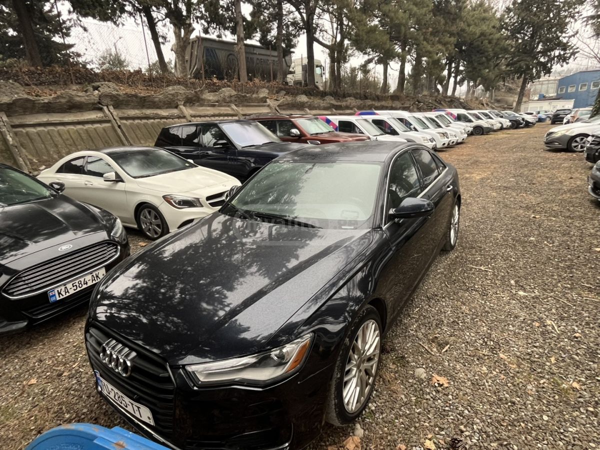 Audi A6 2015 — photo 2
