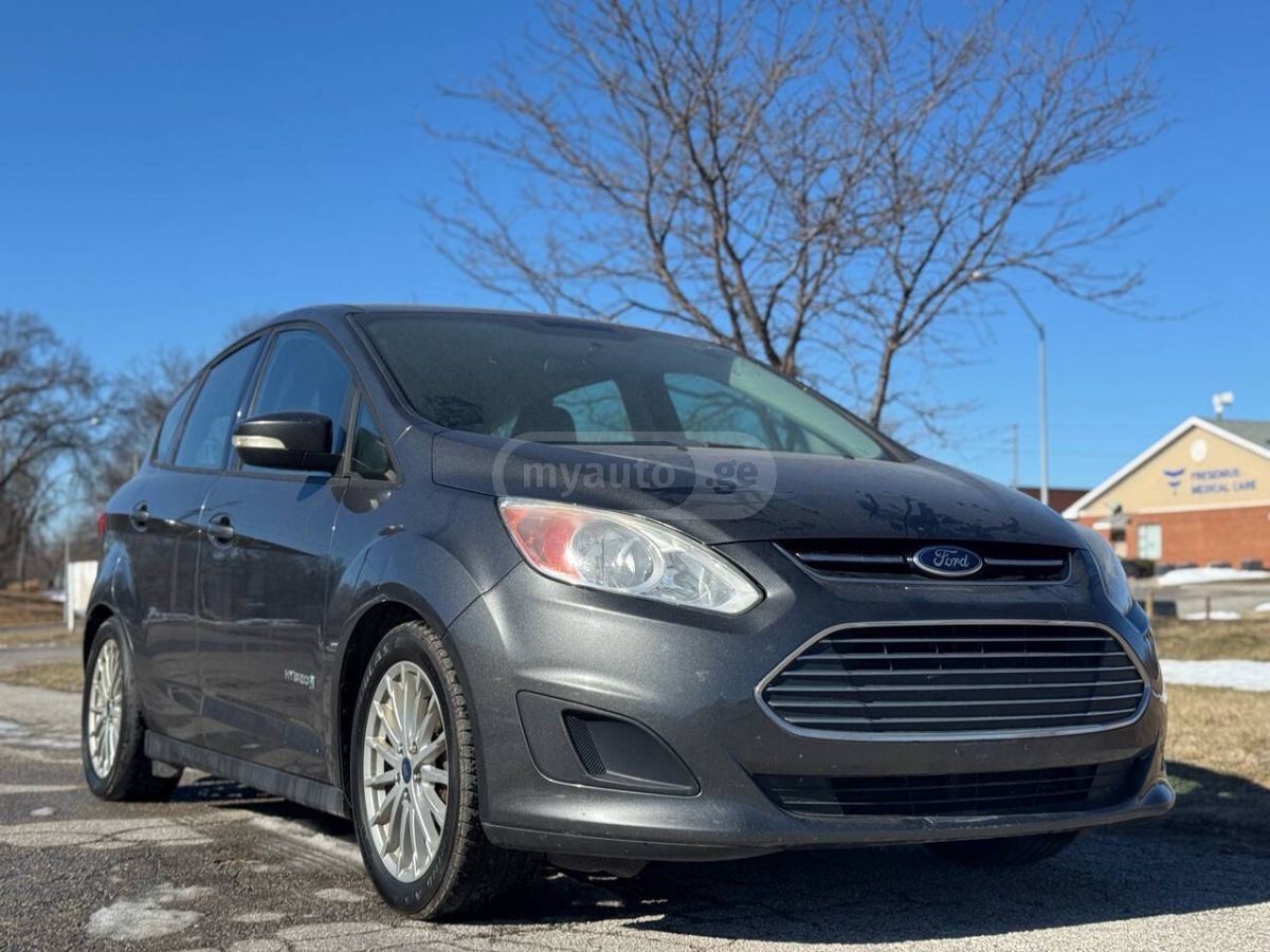 Ford C-Max 2016 — photo 2
