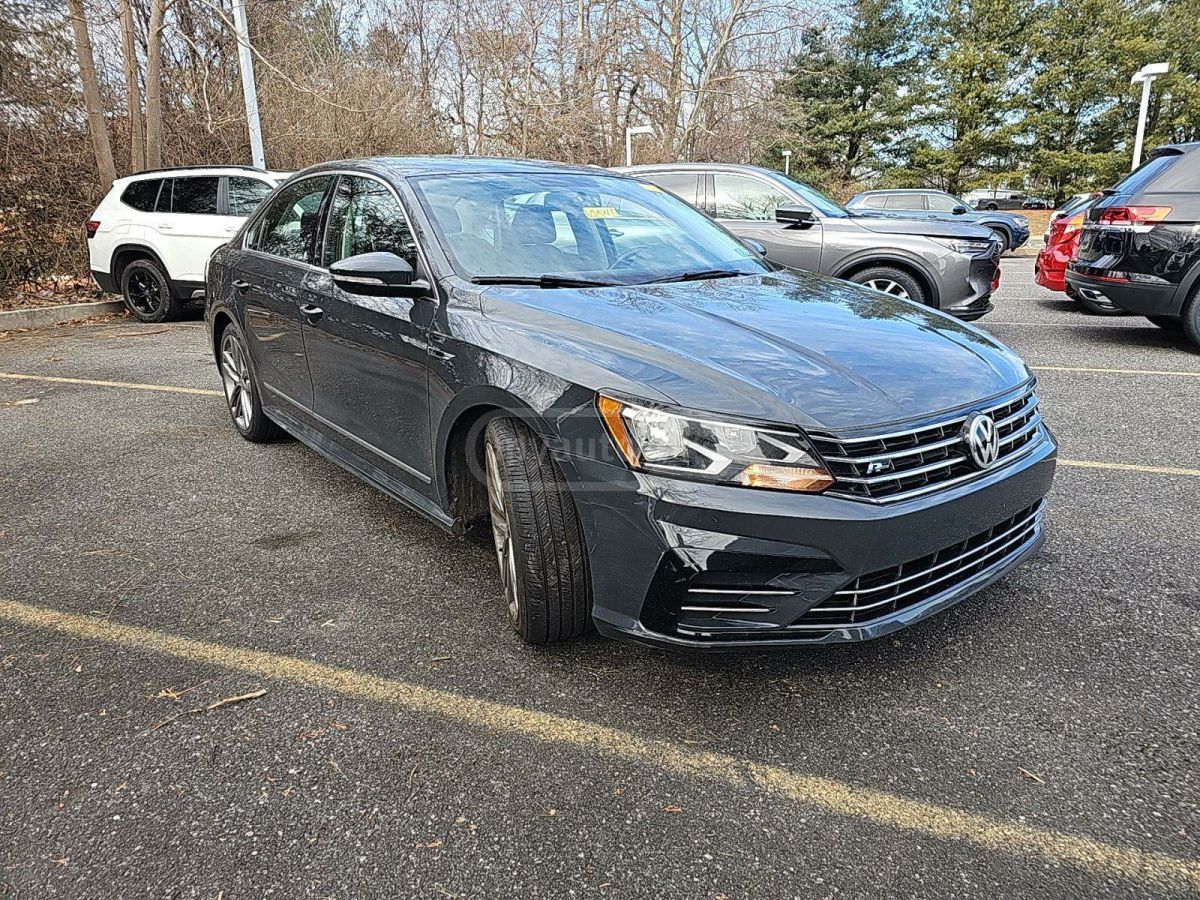 Volkswagen Passat 2017 — photo 2