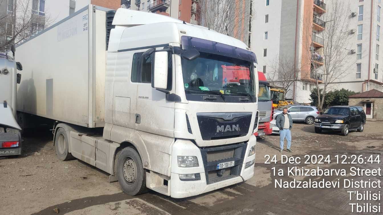 Isuzu TGX 2014 — photo 2