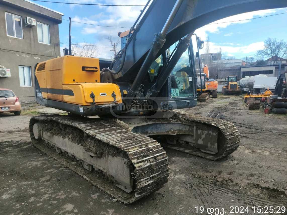 Hyundai HX 225 SL 2022 — photo 2