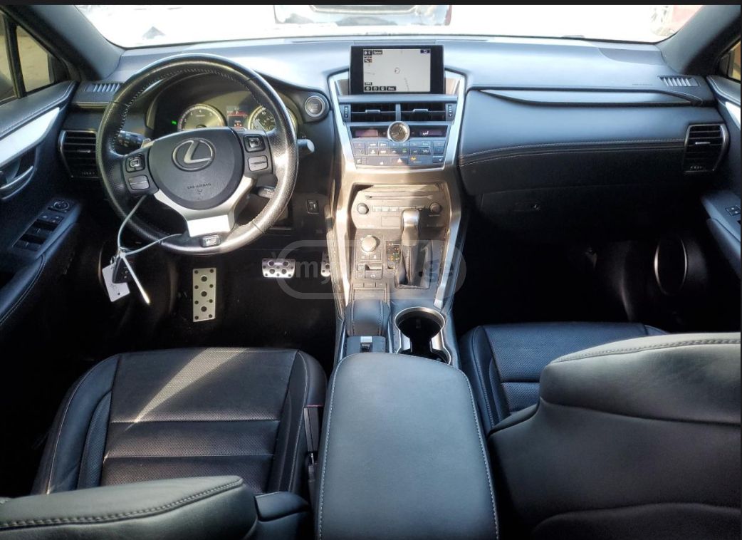 Lexus NX 200 2017 — photo 2