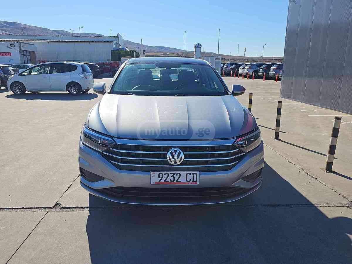 Volkswagen Jetta 2021 — photo 2
