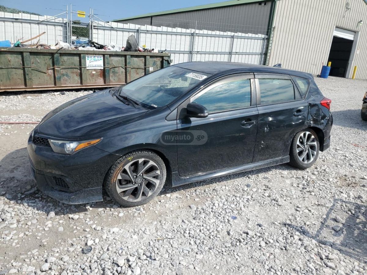 Toyota COROLLA iM 2018 — photo 2