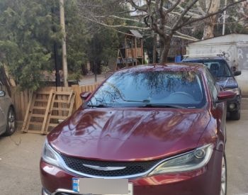 Chrysler 200