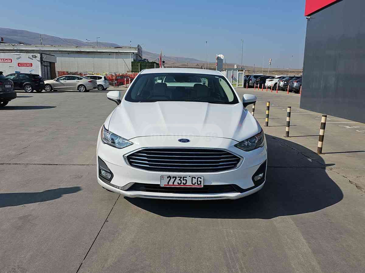 Ford Fusion 2020 — photo 2