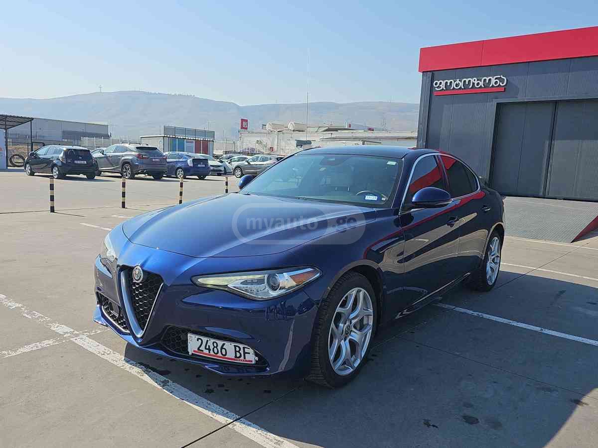 Alfa Romeo Giulia