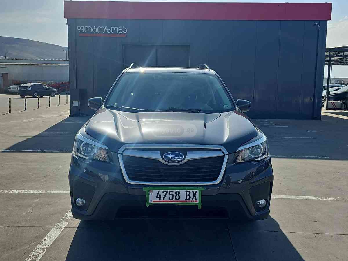 Subaru Forester 2019 — photo 2