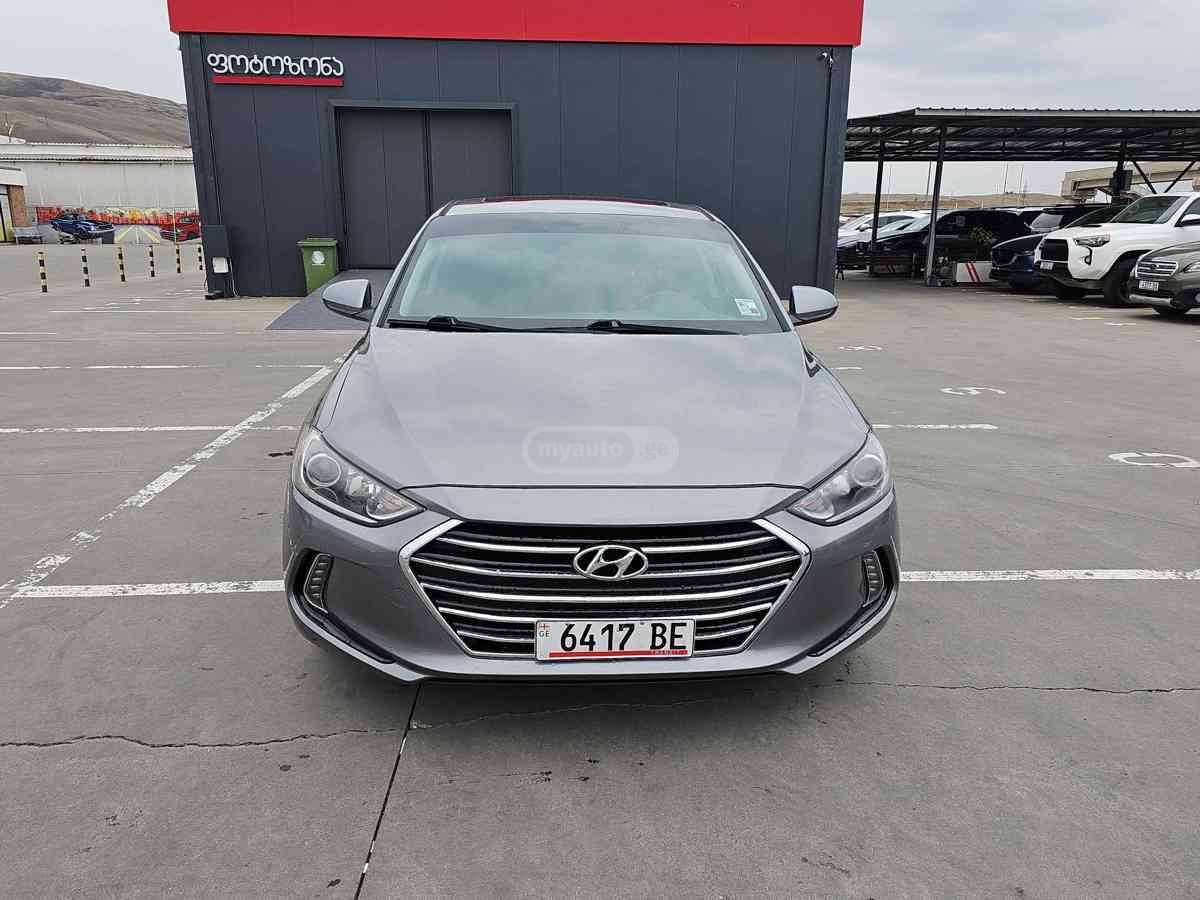 Hyundai Elantra 2017 — photo 2