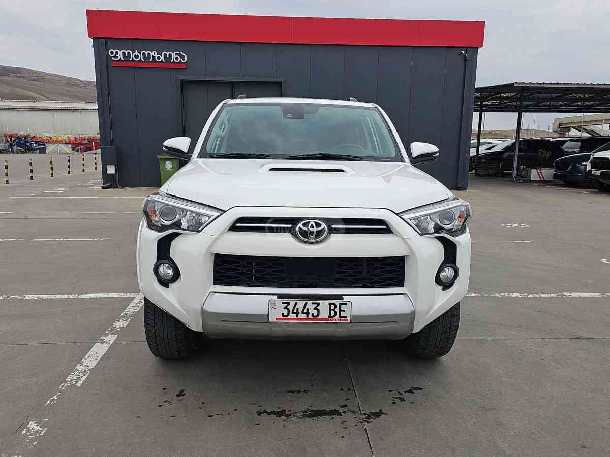 Toyota 4Runner 2020 — photo 2